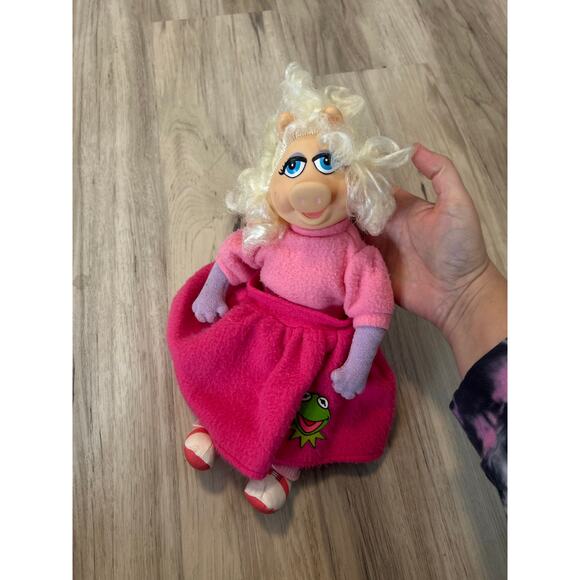 Vintage 1989 Jim Henson Muppets Miss Piggy Pink Dress Poodle Skirt Plush Doll - Picture 1 of 5